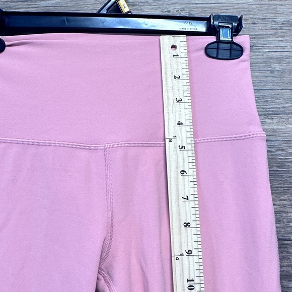 Lululemon Pale Pink Women’s Leggings Pants - Picture 6 of 7